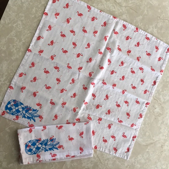 Set of 2 Cotton Napkins with Pineapple Detail - Picture 3 of 3